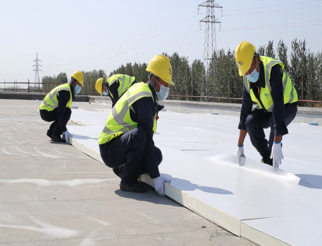 위타 방수 & 단열 통합된 지붕 패널의 체계